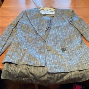 Silk & Rayon blazer with skirt. Unused